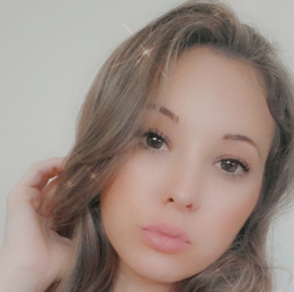 Meet your Posher, Samantha - Picture 1 of 1